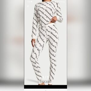 Victoria's Secret Thermal Black and White Logo Pajama Set.Sz Lg